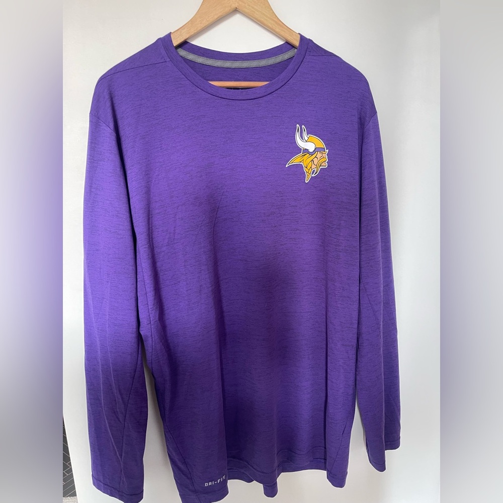Nike Minnesota Vikings On Field Men’s Long Sleeve Dry Fit T Shirt size XL